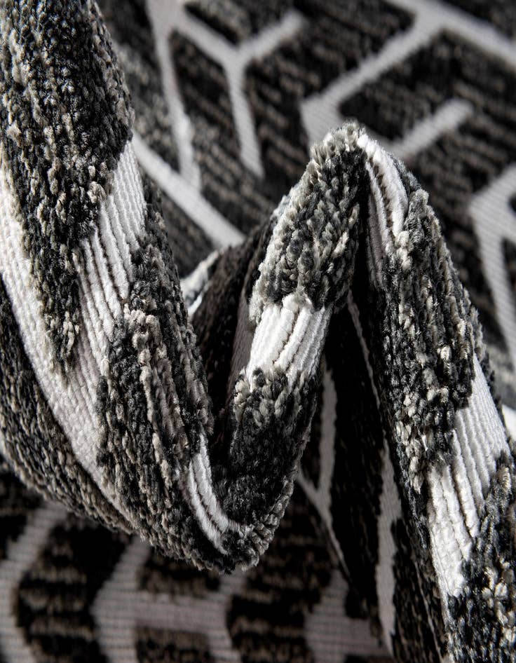 Detail image of  2' x 8'  Washable Sabrina Soto Aston Indoor / Outdoor Runner Rug