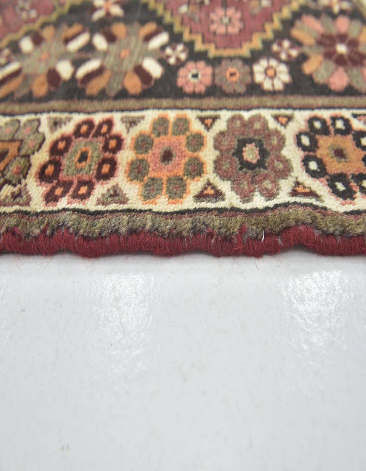 Detail image of  3' 9 x 10'  Hand Knotted Shahsavand Persian Wool Runner Rug