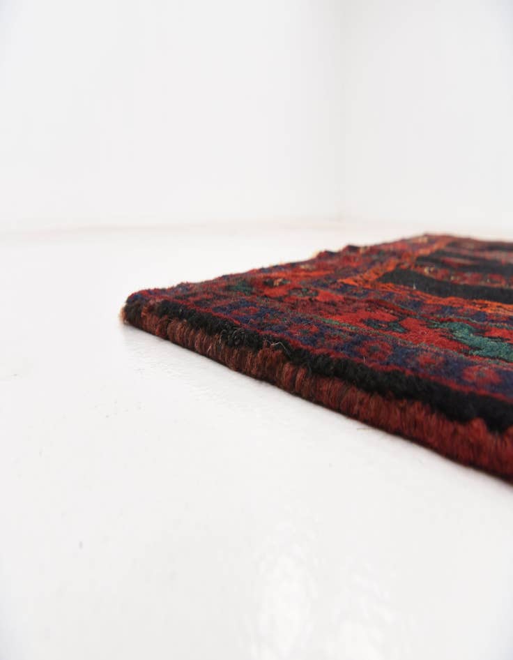 Detail image of  5' x 10' 8  Hand Knotted Sirjan Persian Wool Runner Rug