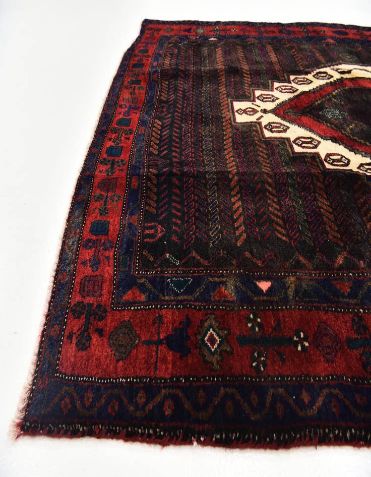 Detail image of  4' 10 x 9' 10  Hand Knotted Sirjan Persian Wool Runner Rug