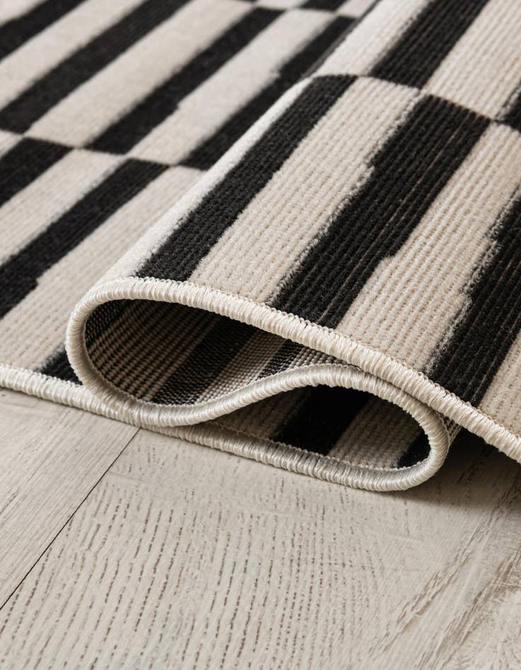 Detail image of  2' 9 x 9' 10 SoHo Runner Rug