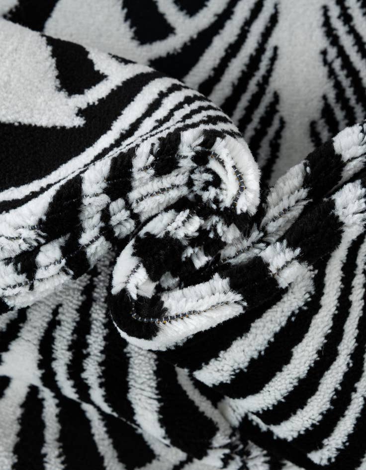 Detail image of  2' x 13' Sydney Runner Rug