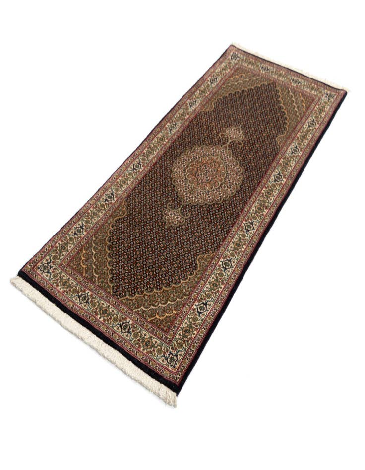 Detail image of  2' 8 x 6' 7 Tabriz Mahi Wool Runner Rug