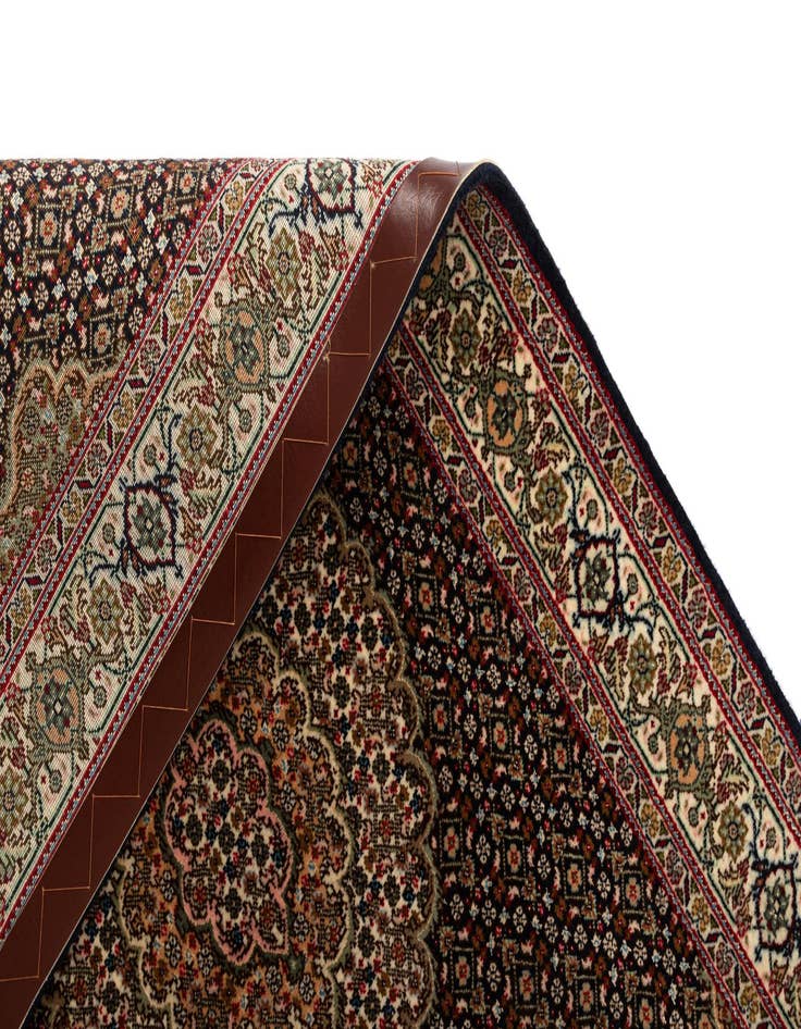 Detail image of  2' 8 x 6' 7 Tabriz Mahi Wool Runner Rug