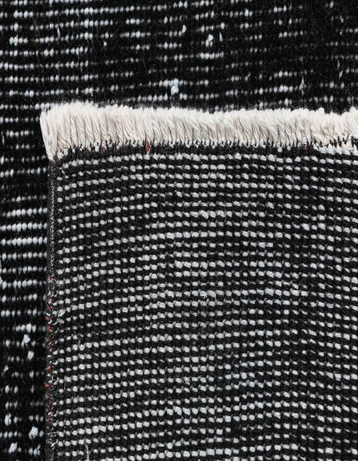 Detail image of  6' 7 x 9' 10 Ultra Vintage Wool Runner Rug