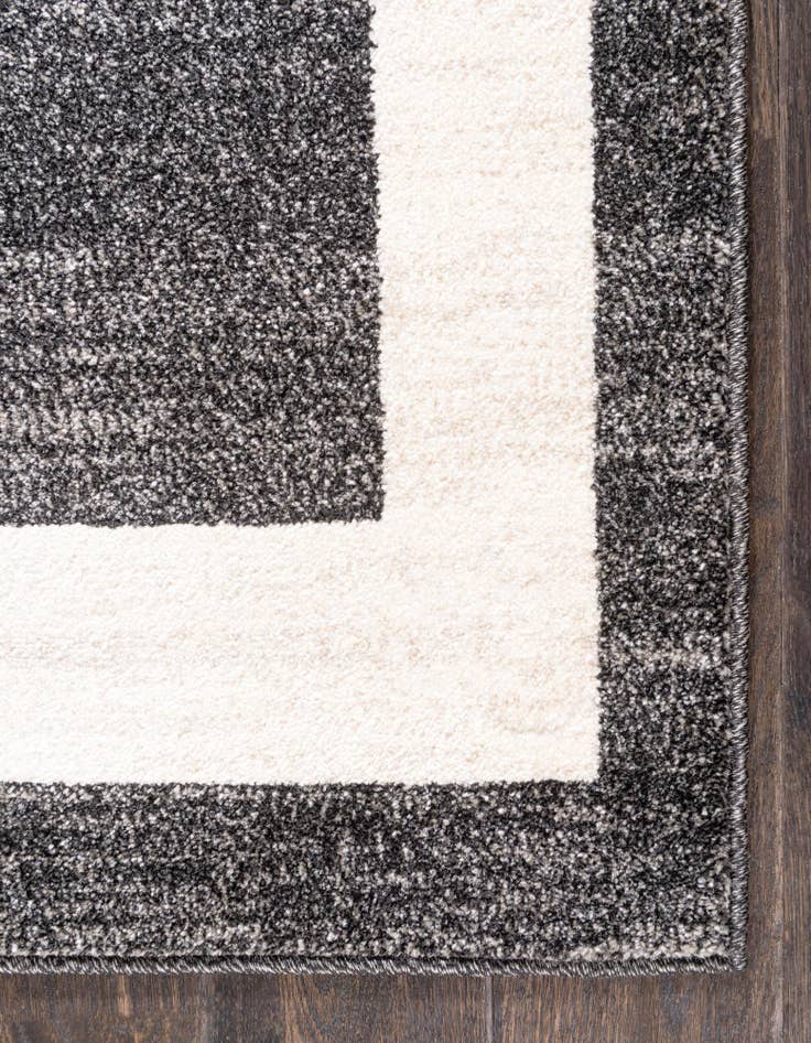 Detail image of  7' 10 x 7' 10 Angelica Square Rug