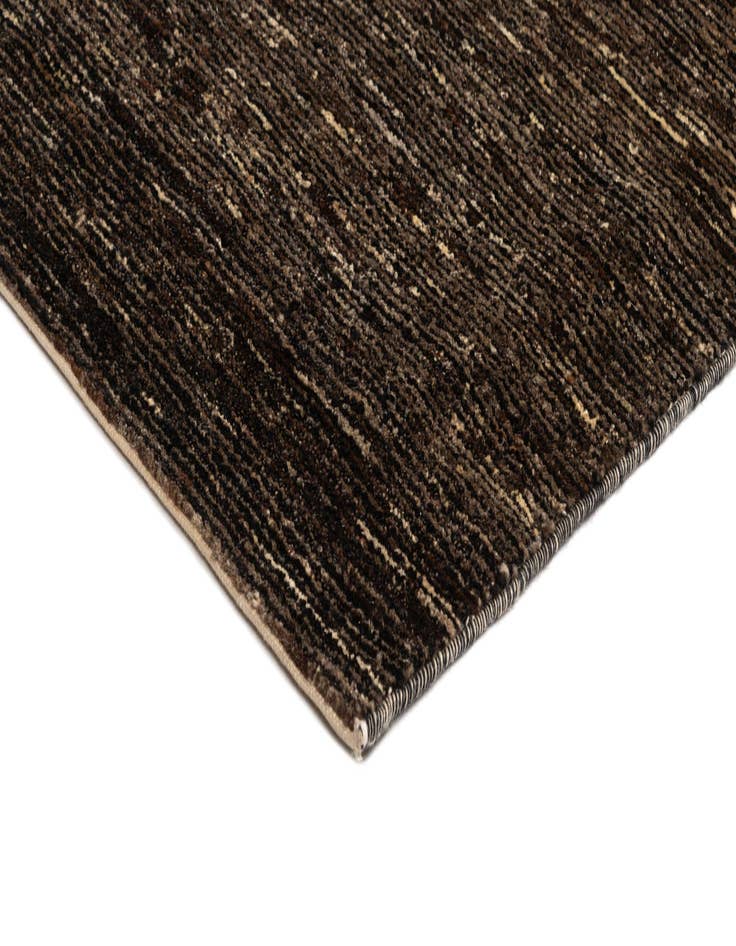 Detail image of  5' 1 x 5' 10 Juma Wool Square Rug