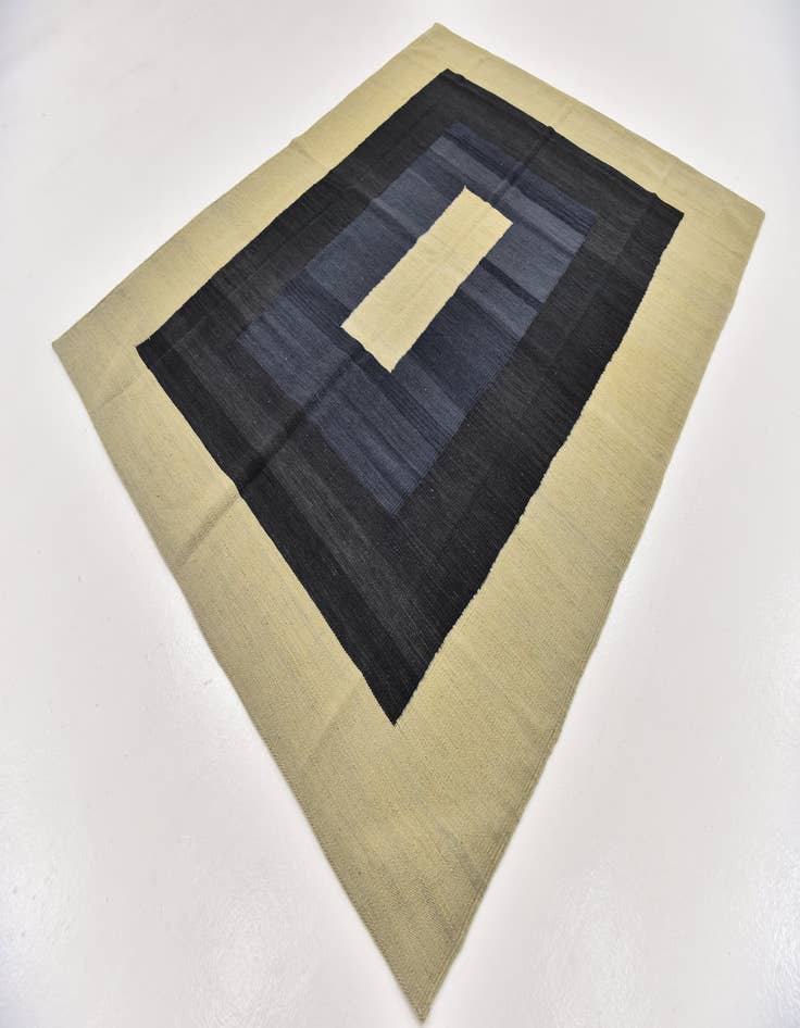 Detail image of  5' 4 x 6' 6  Hand Woven Kilim Modern Wool Square Rug