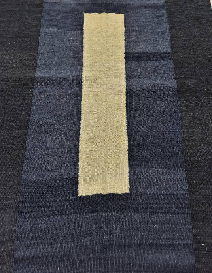 Detail image of  5' 4 x 6' 6  Hand Woven Kilim Modern Wool Square Rug