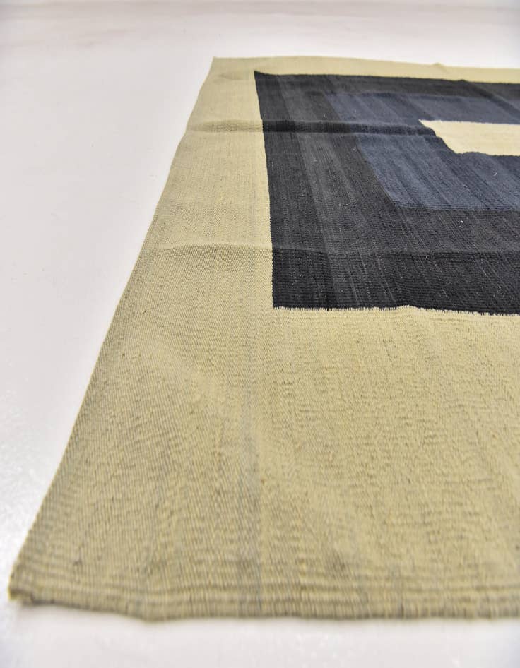Detail image of  5' 4 x 6' 6  Hand Woven Kilim Modern Wool Square Rug