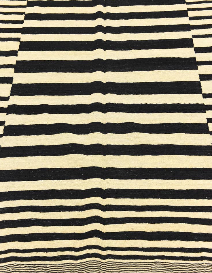 Detail image of  6' 5 x 7' 7  Hand Woven Kilim Modern Wool Square Rug