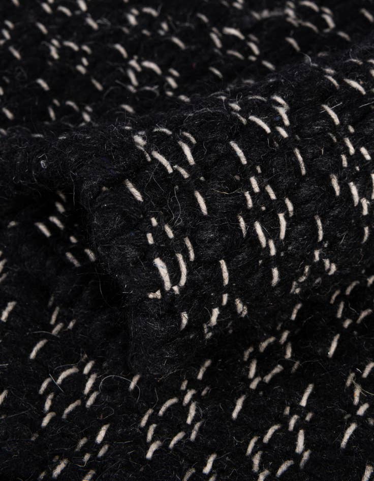 Detail image of  7' 10 x 7' 10  Hand Woven Lattice Wool Square Rug