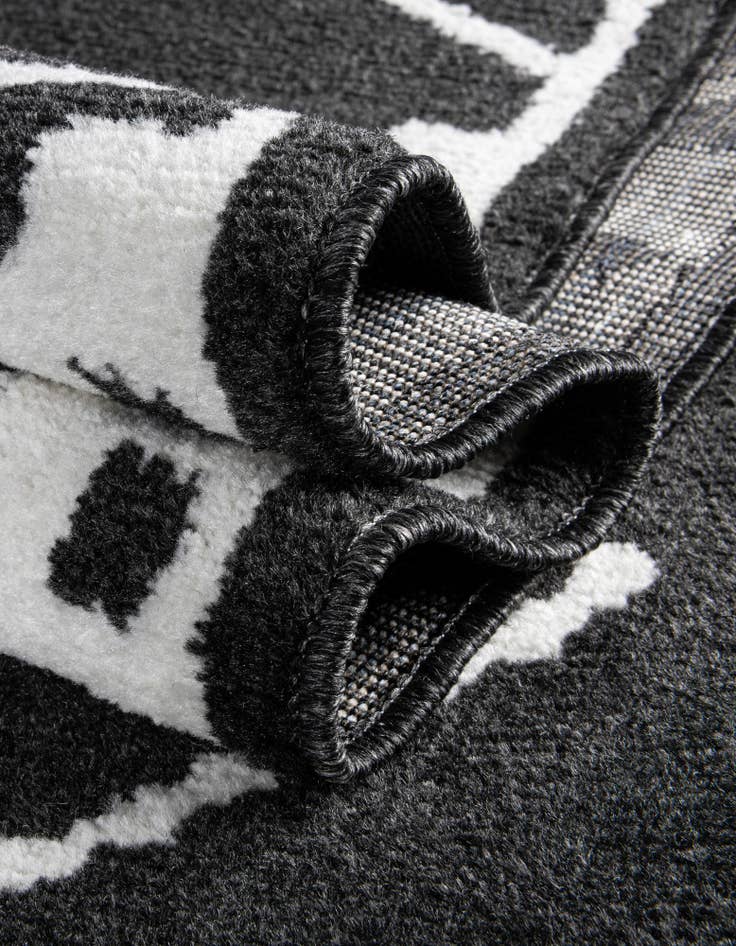 Detail image of  10' x 10' Oslo Square Rug