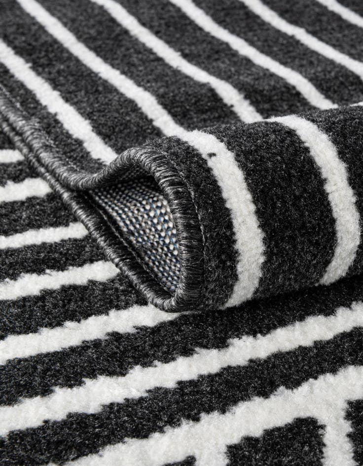 Detail image of  10' x 10' Oslo Square Rug