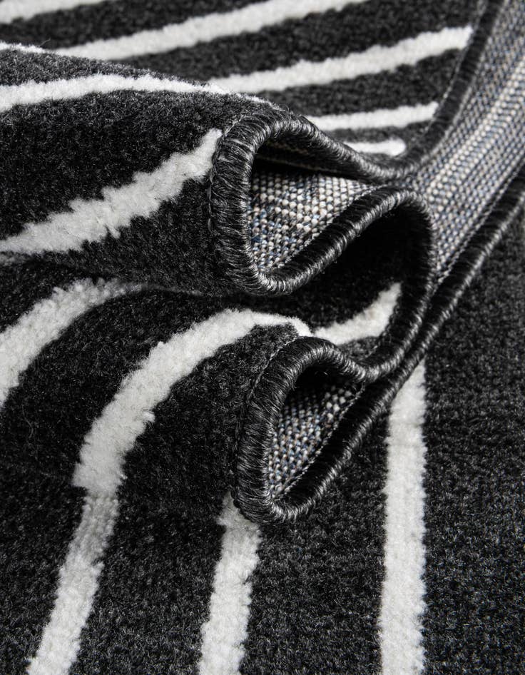 Detail image of  10' x 10' Oslo Square Rug