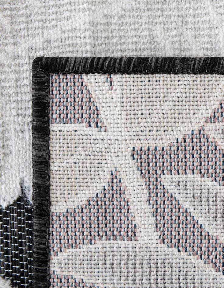 Detail image of  8' 2 x 8' 2  Washable Botanical Indoor / Outdoor Square Rug