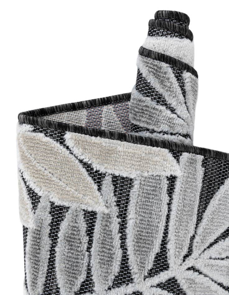 Detail image of  8' 2 x 8' 2  Washable Botanical Indoor / Outdoor Square Rug