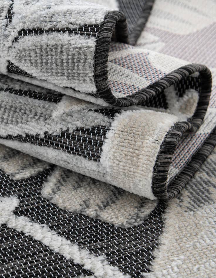 Detail image of  8' 2 x 8' 2  Washable Botanical Indoor / Outdoor Square Rug