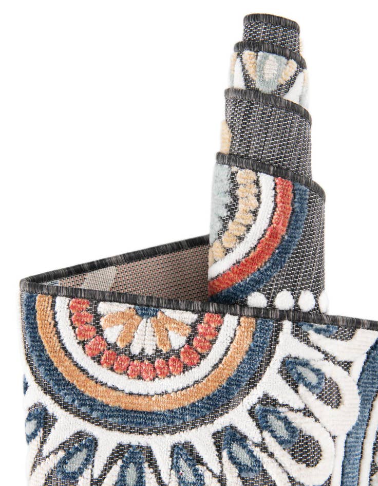 Detail image of  8' 2 x 8' 2  Washable Botanical Indoor / Outdoor Square Rug