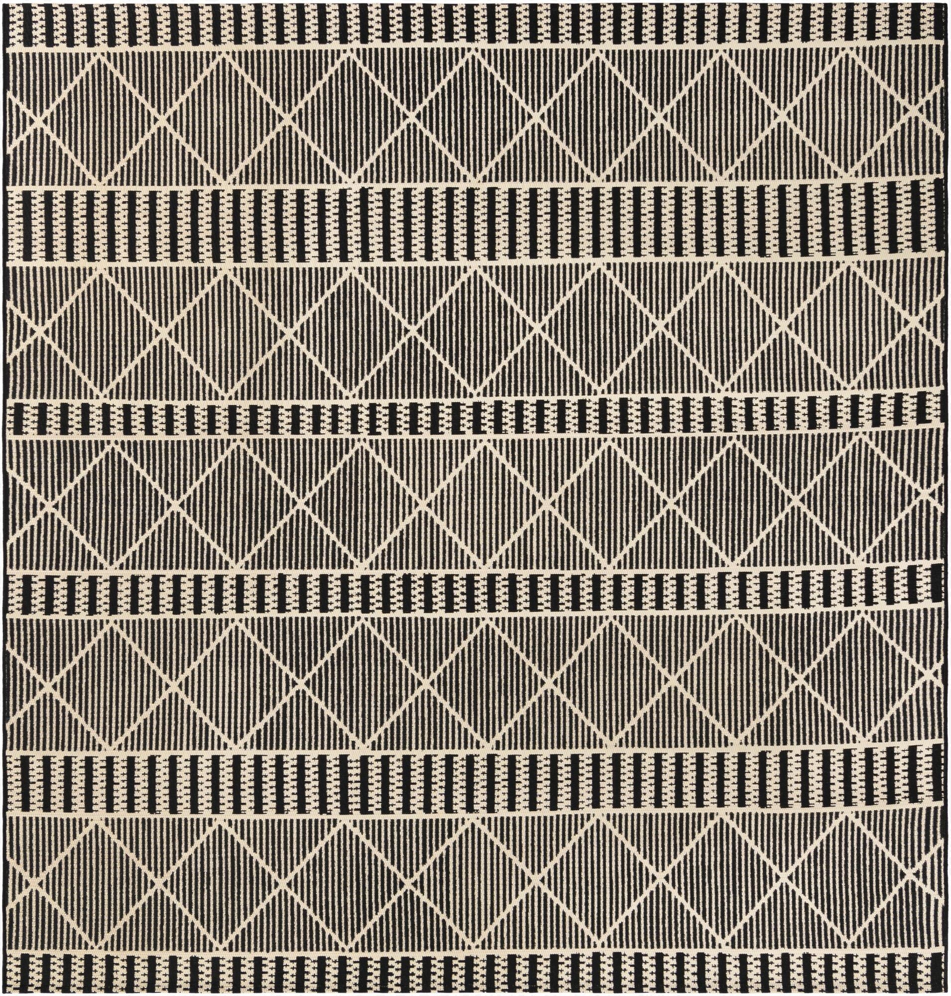  7' 10 x 7' 10  Washable Lattice Indoor / Outdoor Square Rug