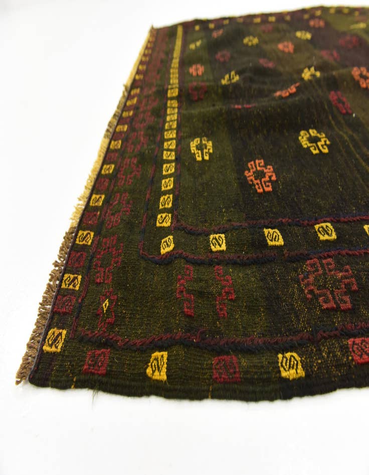 Detail image of  4' 3 x 4' 4  Hand Knotted Sumak Wool Square Rug