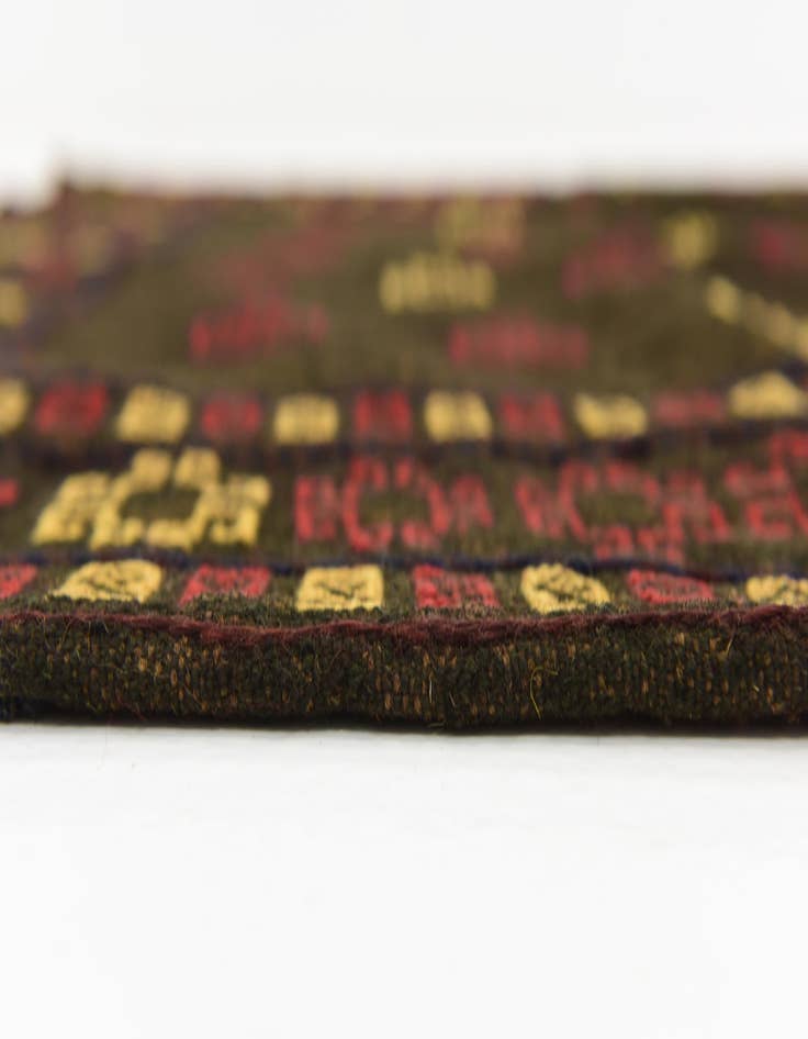 Detail image of  4' x 4'  Hand Knotted Sumak Wool Square Rug