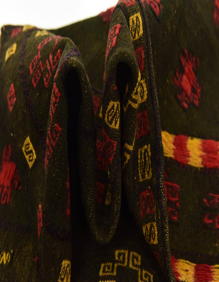 Detail image of  4' 3 x 4' 5  Hand Knotted Sumak Wool Square Rug