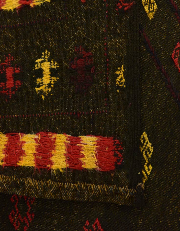 Detail image of  4' 3 x 4' 4  Hand Knotted Sumak Wool Square Rug