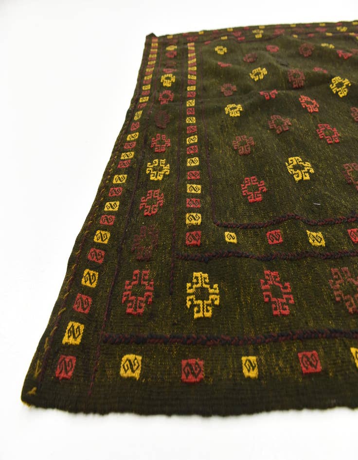 Detail image of  4' 3 x 4' 4  Hand Knotted Sumak Wool Square Rug