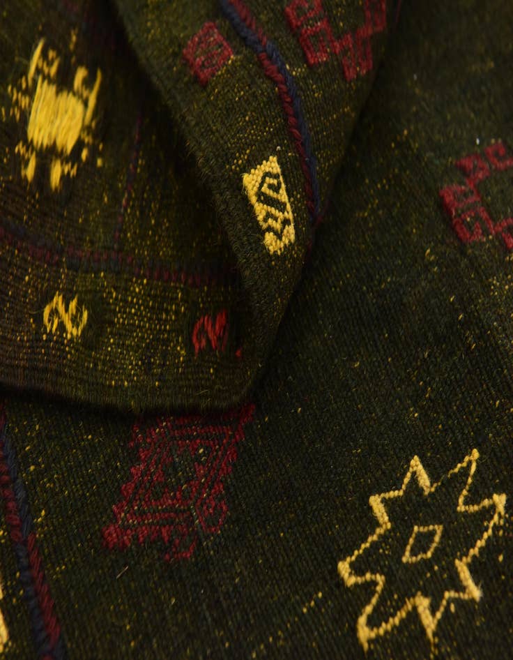 Detail image of  4' 2 x 4' 4  Hand Knotted Sumak Wool Square Rug