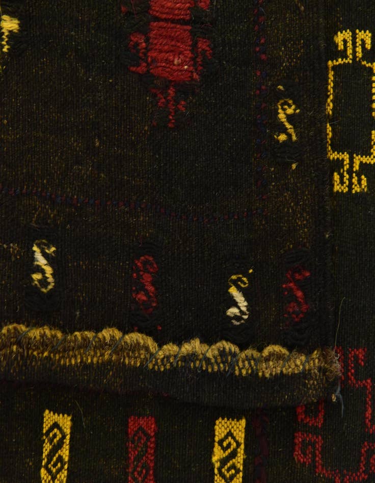 Detail image of  4' 2 x 4' 4  Hand Knotted Sumak Wool Square Rug