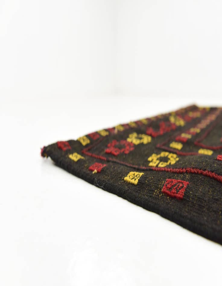 Detail image of  4' 2 x 4' 3  Hand Knotted Sumak Wool Square Rug