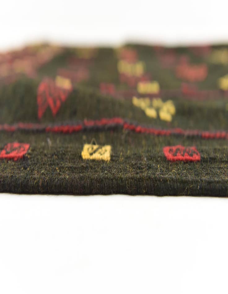 Detail image of  4' x 4' 4  Hand Knotted Sumak Wool Square Rug