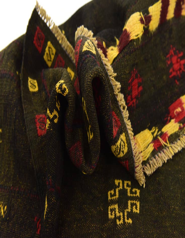 Detail image of  3' 10 x 4' 4  Hand Knotted Sumak Wool Square Rug