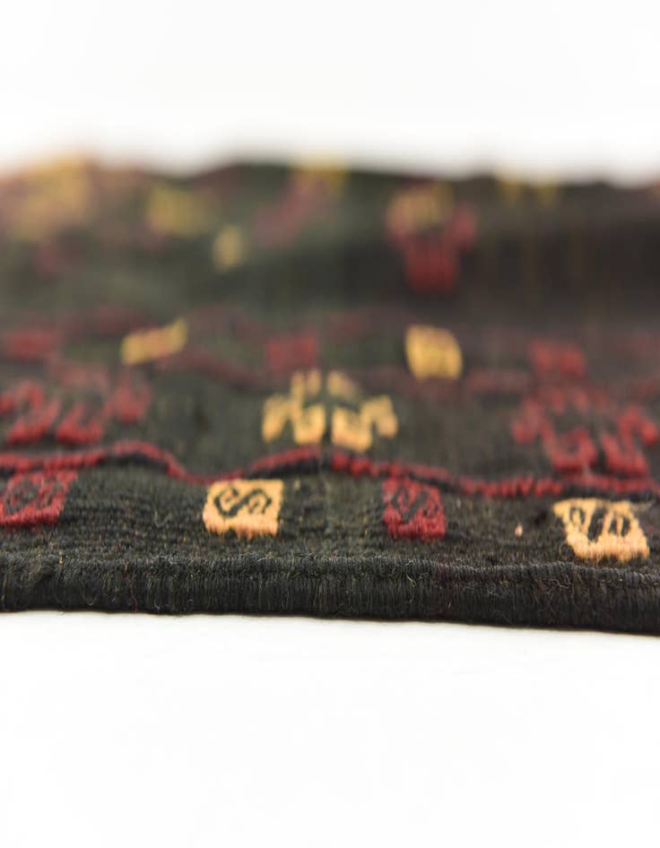 Detail image of  4' 3 x 4' 4  Hand Knotted Sumak Wool Square Rug