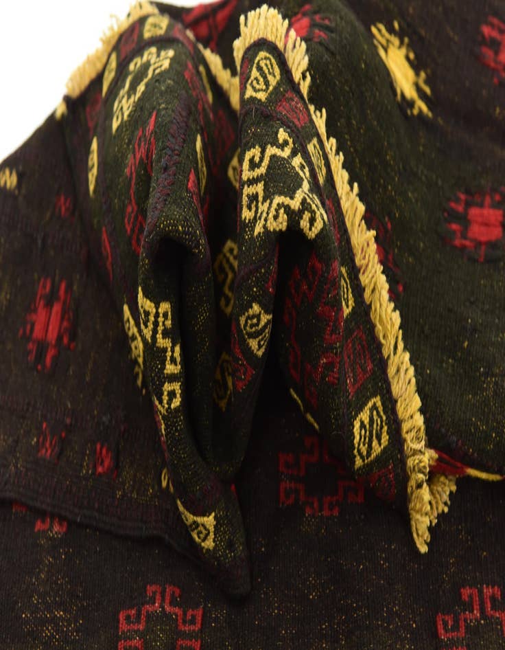 Detail image of  4' 2 x 4' 3  Hand Knotted Sumak Wool Square Rug