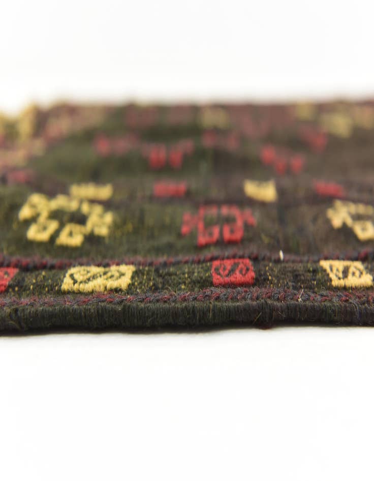 Detail image of  4' 2 x 4' 3  Hand Knotted Sumak Wool Square Rug