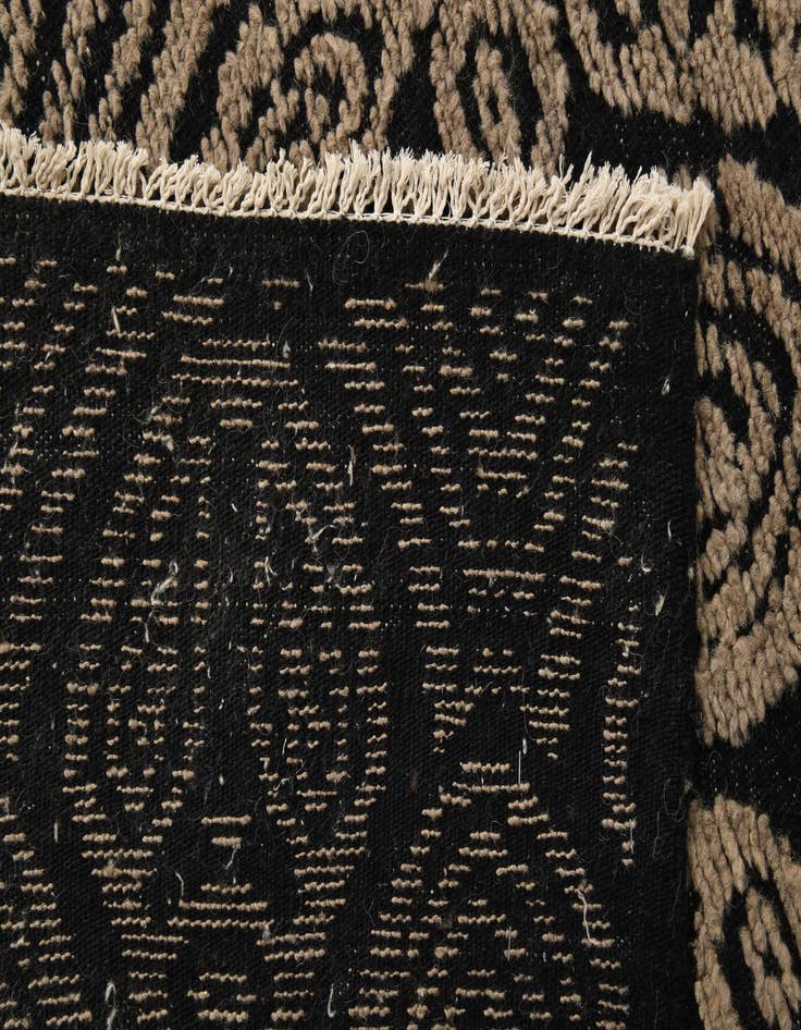 Detail image of  9' 3 x 12'  Hand Knotted Darya Wool Rug