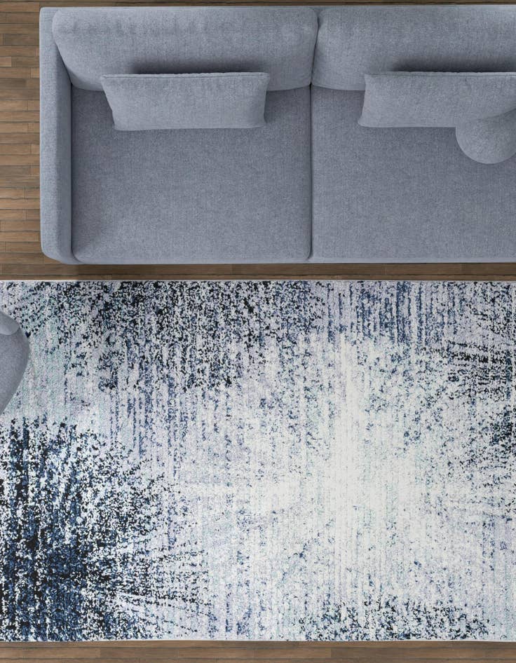 Detail image of  4' 1 x 6' 1 Tucson Rug