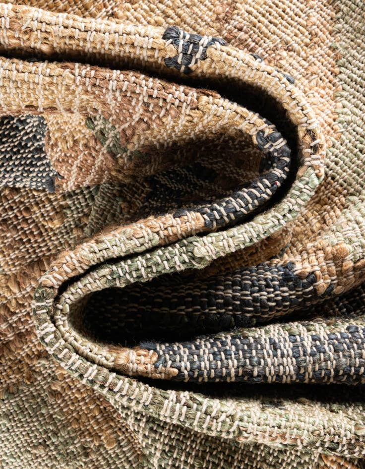 Detail image of  4' 1 x 6' 1  Hand Woven Kala Handwoven Jute Rug