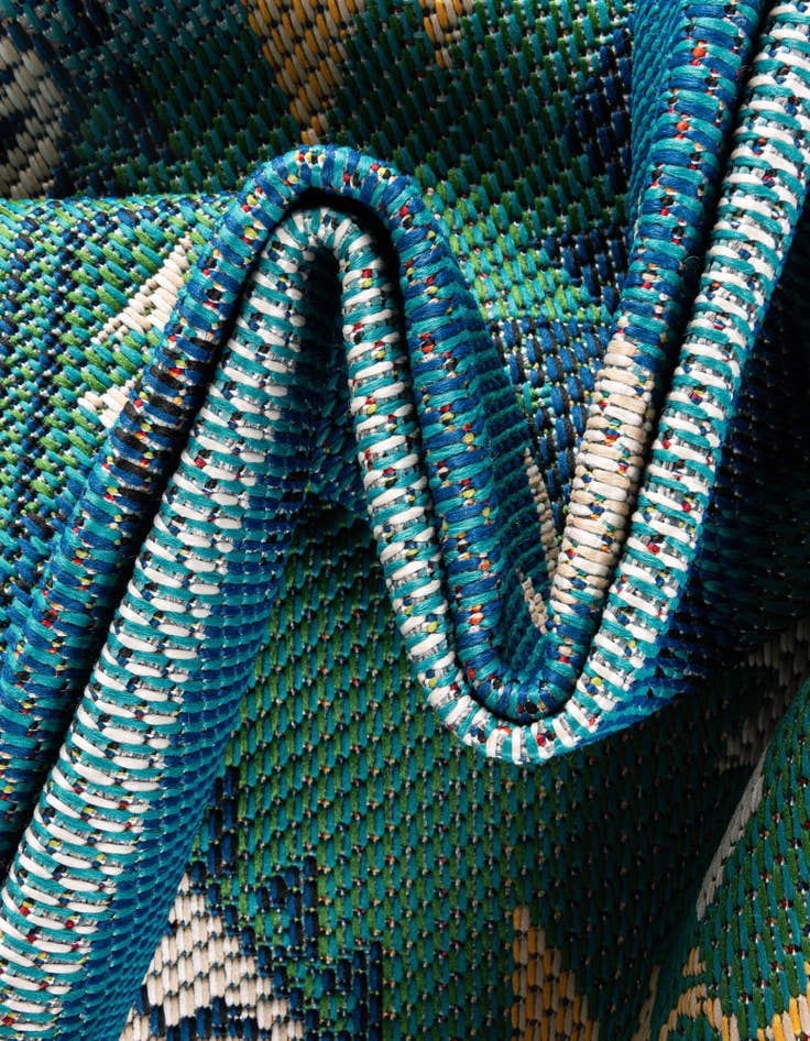 Detail image of  7' 10 x 7' 10  Washable Baja Indoor / Outdoor Square Rug