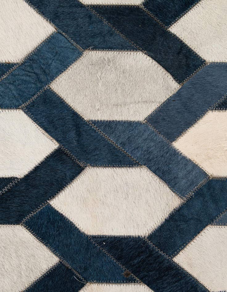 Detail image of  5' x 7' 11 Cowhide - Patchwork Rug