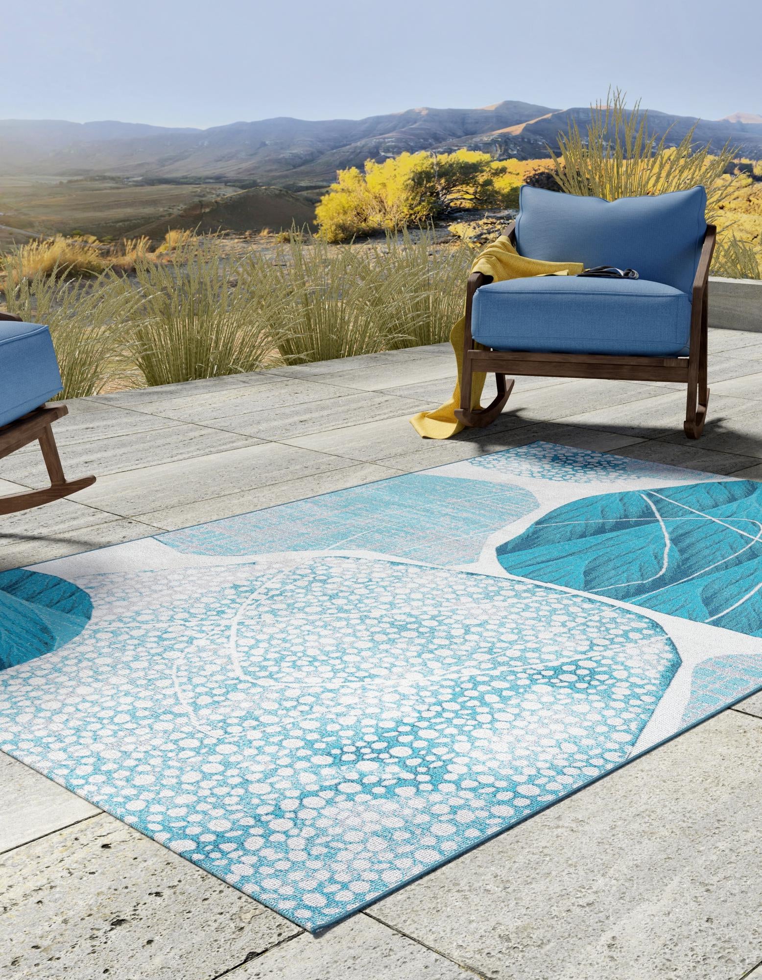 Blue and Ivory 9' x 12' Modern Indoor / Outdoor Rug | Rugs.com