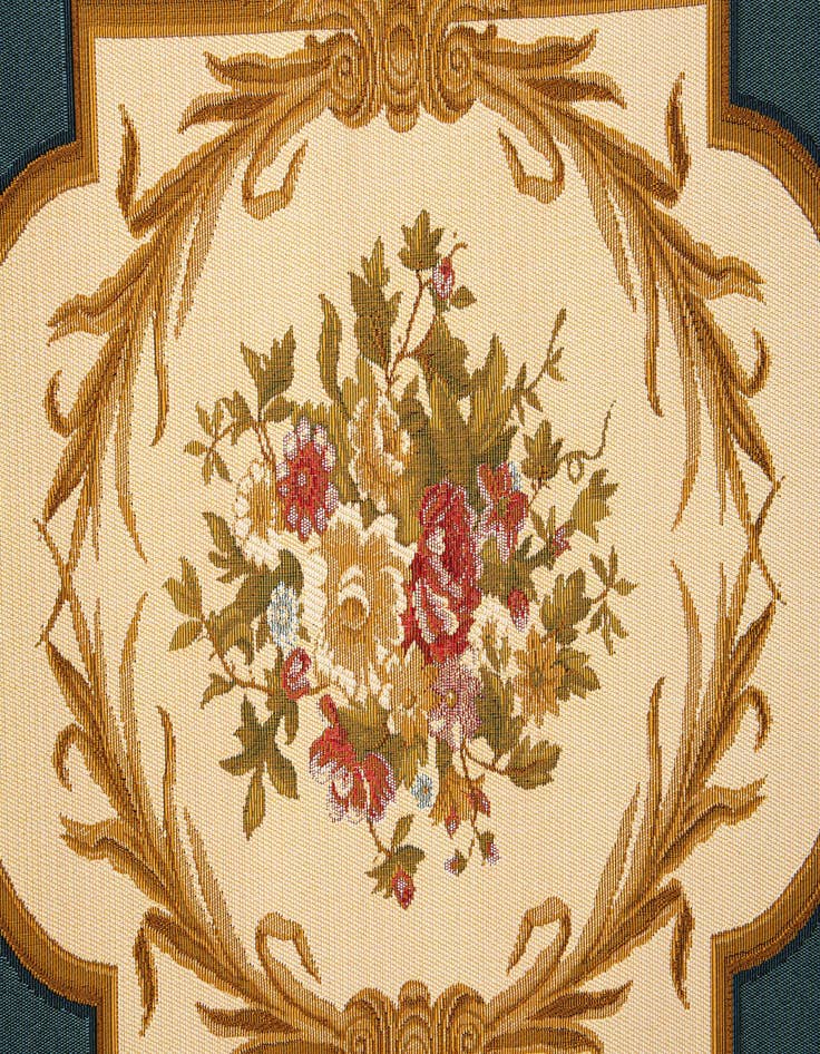 Detail image of  5' 2 x 7' 7  Washable Traditional Indoor / Outdoor Rug