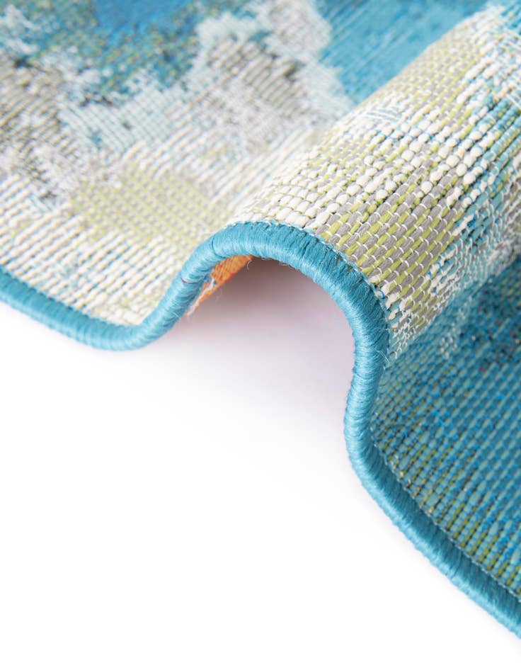 Detail image of  5' 3 x 5' 3  Washable Modern Indoor / Outdoor Round Rug