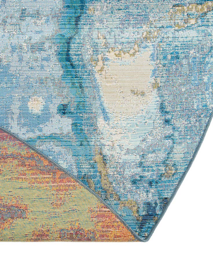 Detail image of  7' 10 x 7' 10  Washable Modern Indoor / Outdoor Round Rug