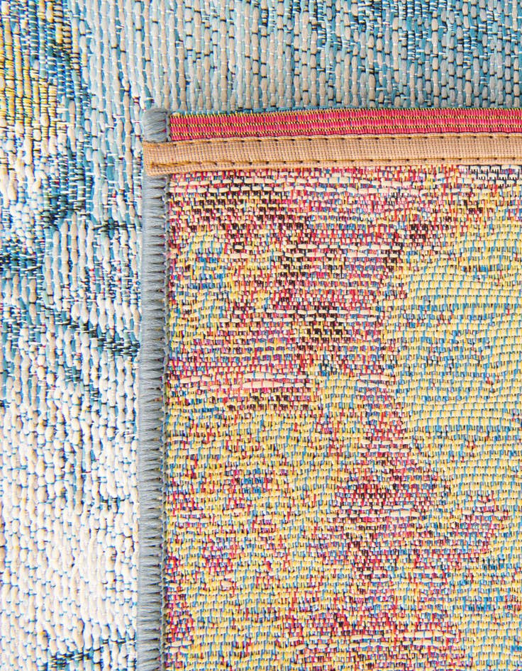 Detail image of  2' 7 x 10'  Washable Modern Indoor / Outdoor Runner Rug