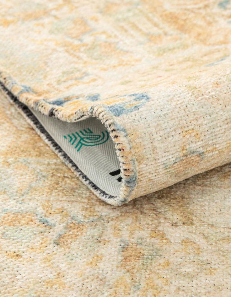 Detail image of  5' 1 x 5' 1 Boutique Square Rug