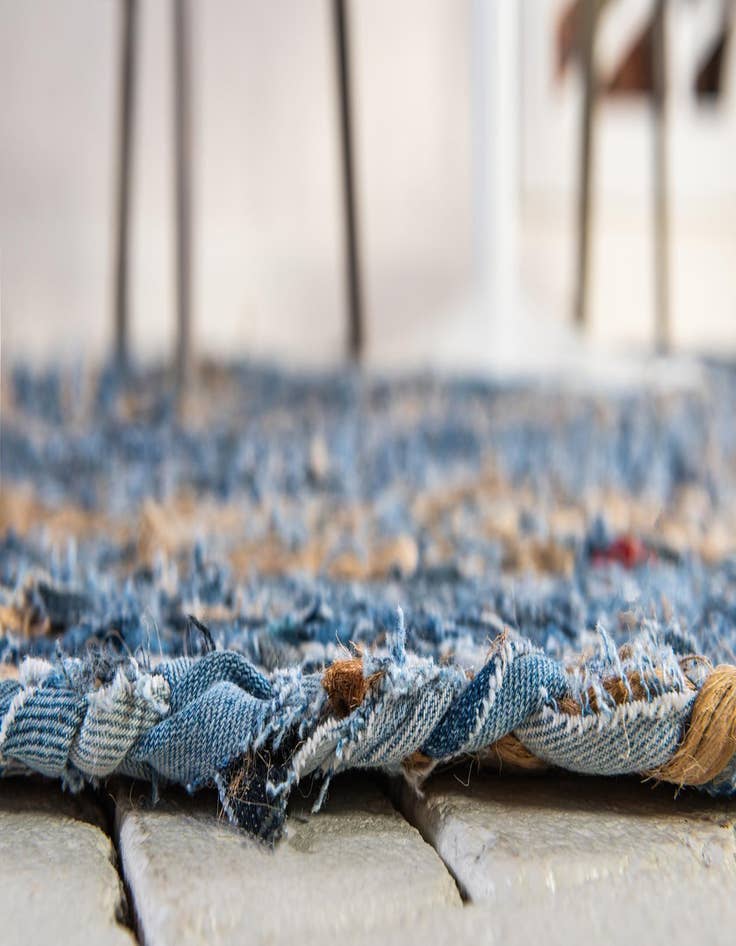 Detail image of  8' x 10'  Hand Braided Chindi Oval Rug