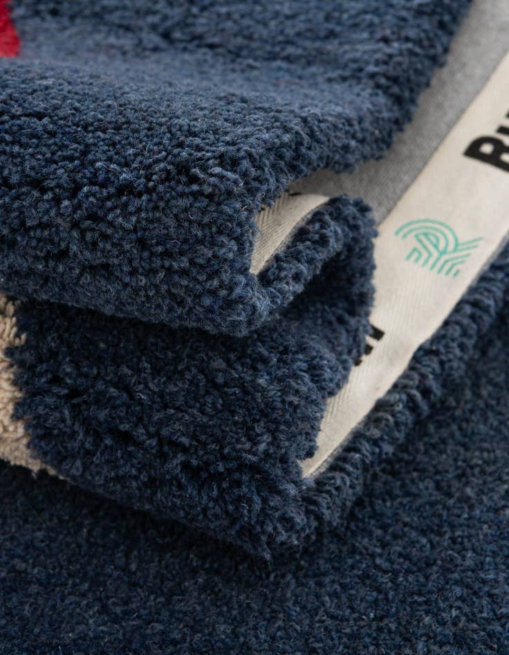 Detail image of  2' x 8' Handtufted Wool Runner Rug